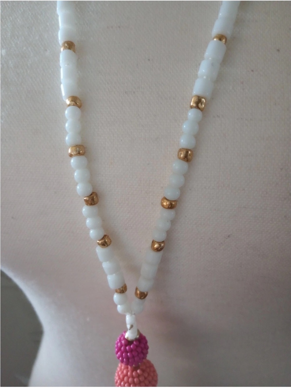 LILLY PULITZER BEADED TASSEL LONG NECKLACE NEW - Picture 2 of 7